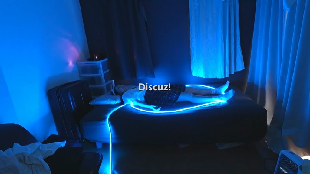 224603b4edddtbtgbjsm9e.jpg
